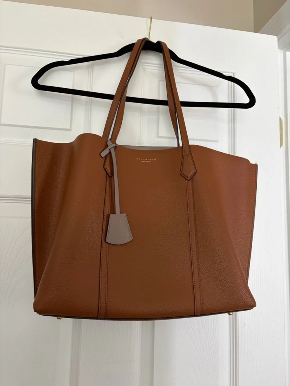 Tory Burch Triple Compartment Perry Tote in Tan/Camel